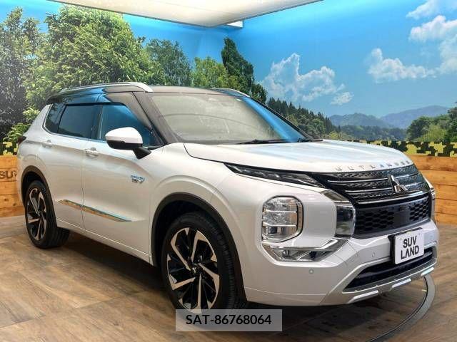 Mitsubishi OUTLANDER PHEV 2022-03 393164-17