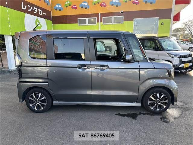 Honda N BOX CUSTOM 2017-11 252596-4