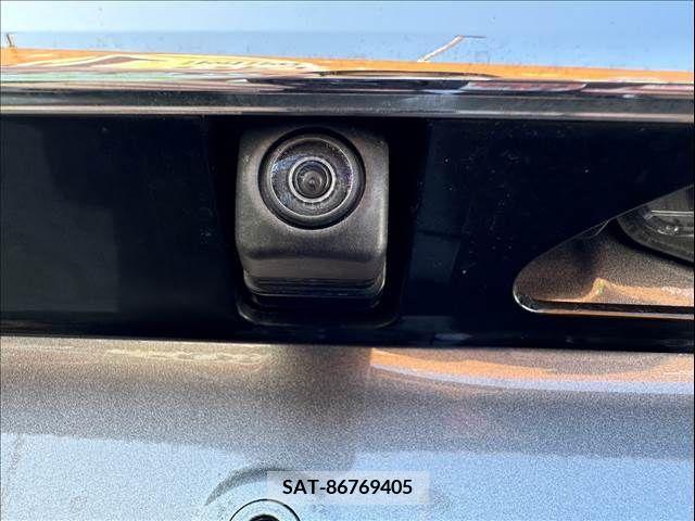 Honda N BOX CUSTOM 2017-11 252596-8