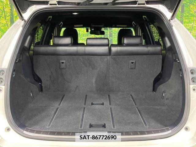 Toyota HARRIER 2019-02 349406-10