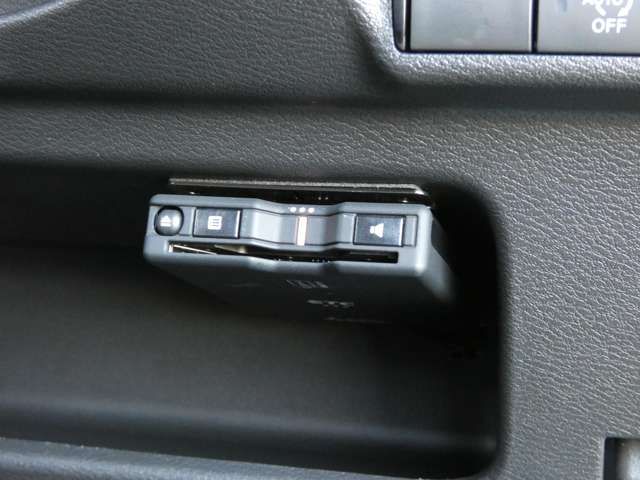 Mitsubishi EK X 2020-01 15422-17