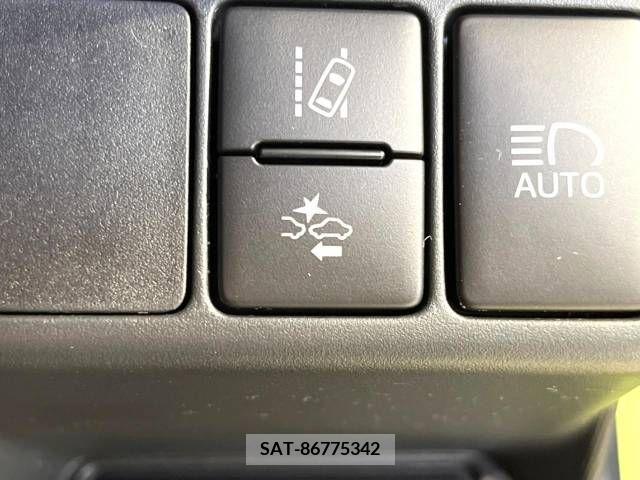 Toyota AQUA 2016-02 250434-4