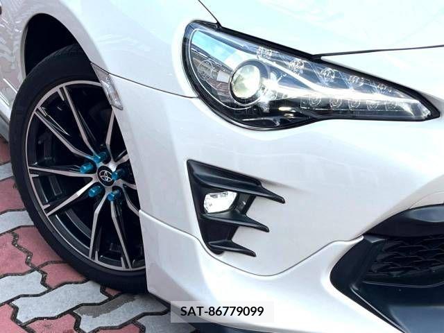 Toyota 86 2017-02 388911-12