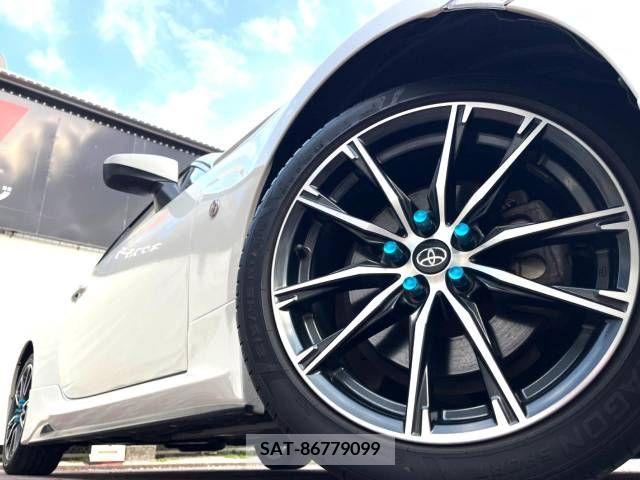Toyota 86 2017-02 388911-13