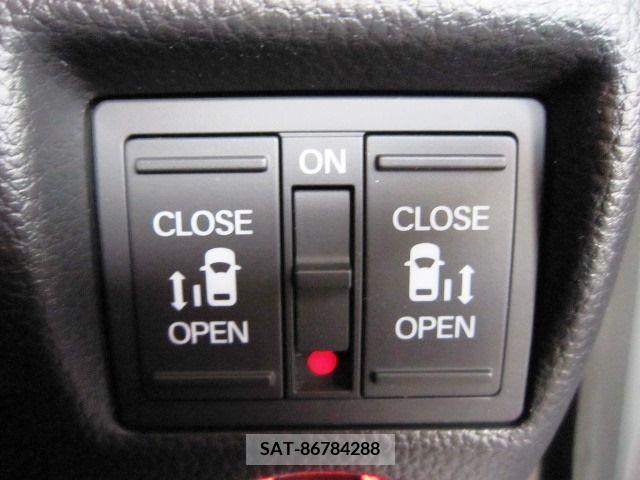 Honda N BOX CUSTOM 2021-12 230577-19