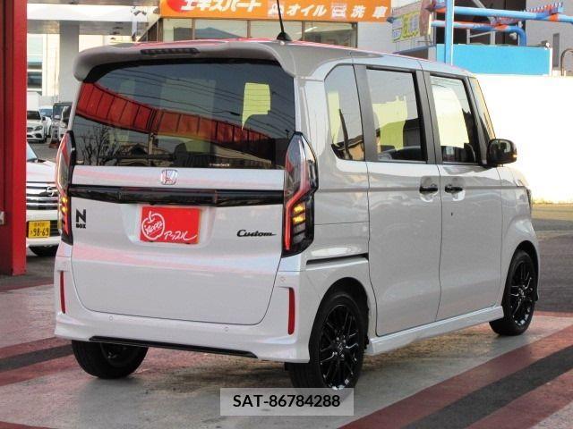 Honda N BOX CUSTOM 2021-12 230577-4