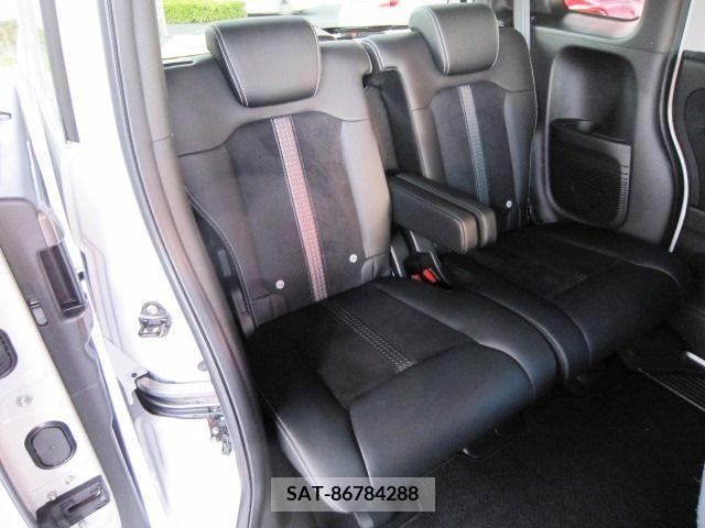 Honda N BOX CUSTOM 2021-12 230577-11
