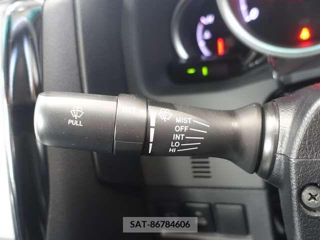 Toyota MARK X 2013-12 210615-19