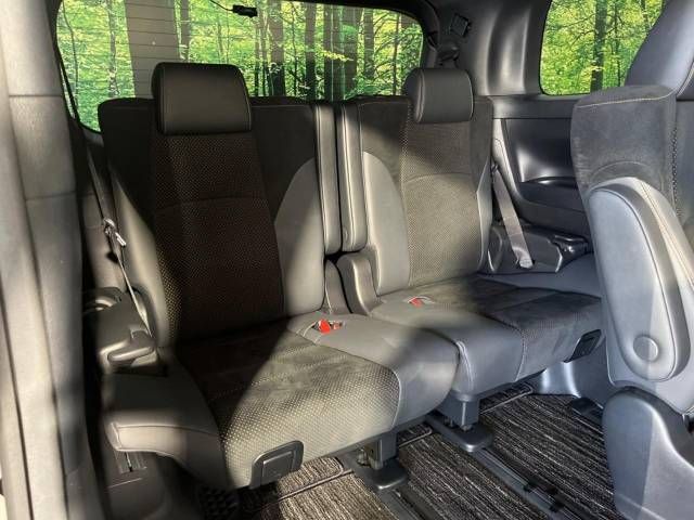 Toyota ALPHARD 2021-06 13403-10