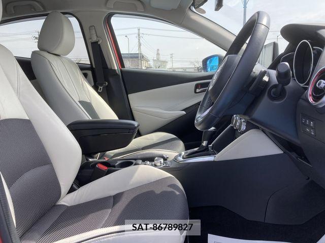 Mazda DEMIO 2019-04 268037-8