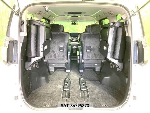 Toyota VELLFIRE 2016-10 246327-10