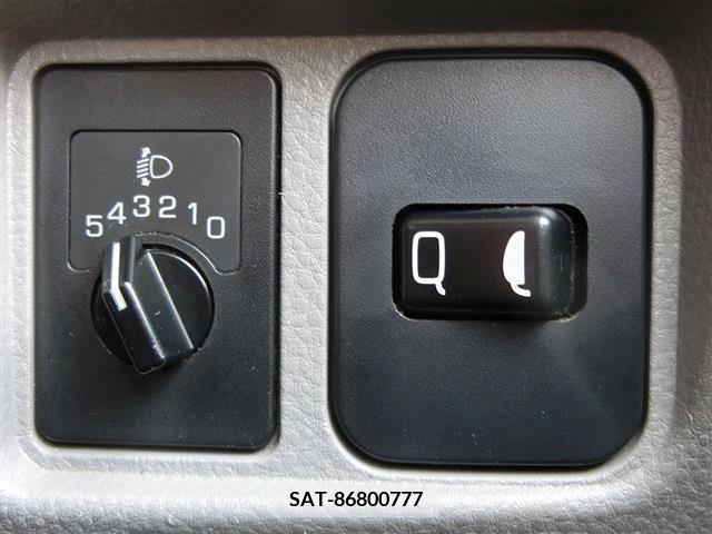 Mitsubishi CANTER 2018-09 294561-29