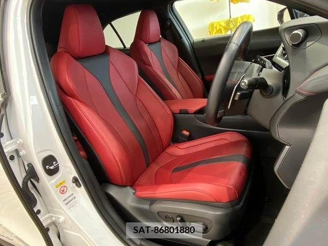 Lexus UX 2019-05 275923-9