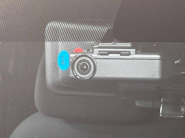 Nissan NOTE 2019-02 14835-6