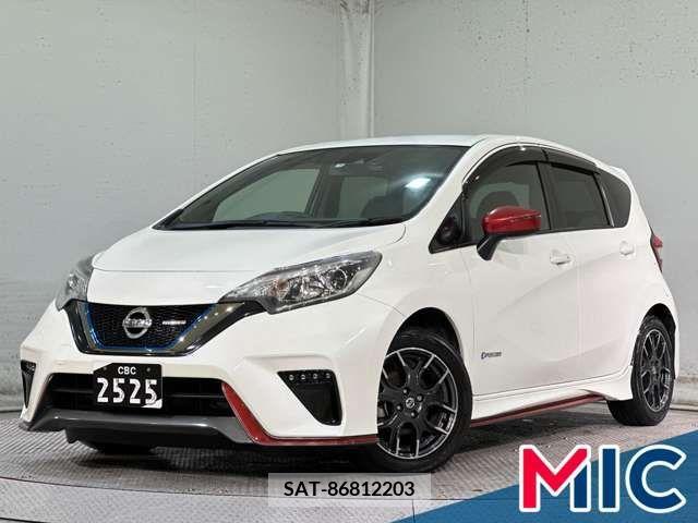 Nissan NOTE 2017-06 236030-5