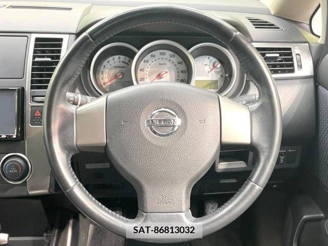 Nissan TIIDA 2009-09 252306-11