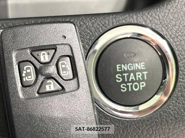 Toyota VOXY 2014-01 321358-5