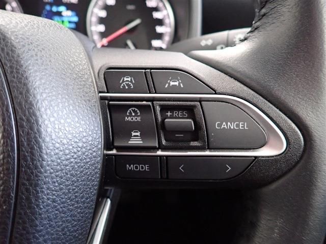 Toyota NOAH 2022-03 28051-18