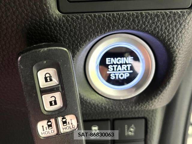 Honda N BOX CUSTOM 2018-11 212080-7