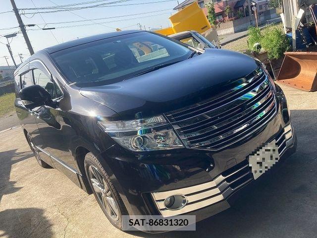 Nissan ELGRAND 2013-07 200605-0