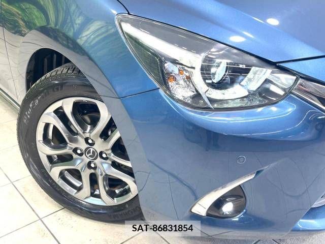 Mazda DEMIO 2016-11 267682-12