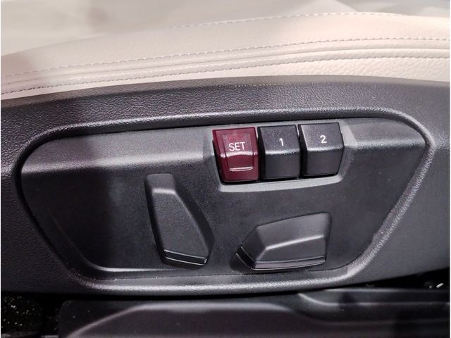 Bmw 2 SERIES 2018-09 1083-17