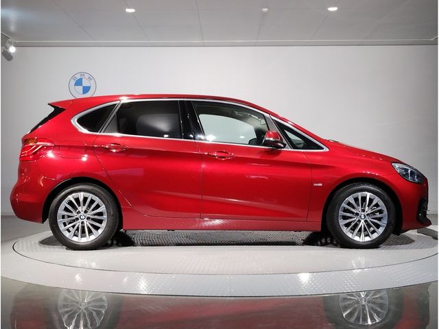 Bmw 2 SERIES 2018-09 1083-26