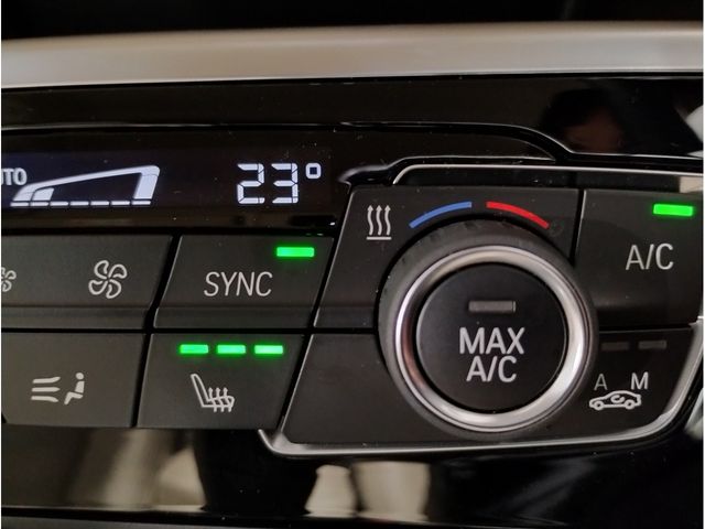 Bmw 2 SERIES 2018-09 1083-21