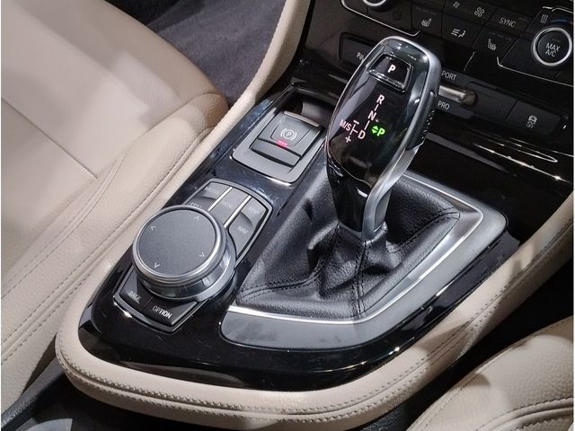 Bmw 2 SERIES 2018-09 1083-9