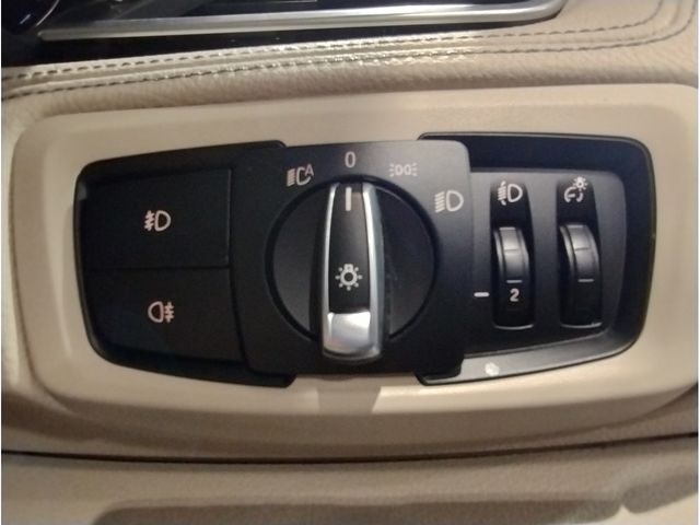 Bmw 2 SERIES 2018-09 1083-16