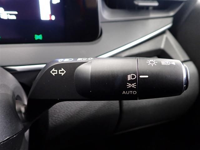 Nissan NOTE 2021-06 181760-17