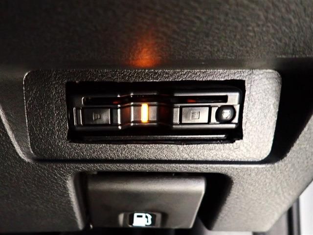 Nissan NOTE 2021-06 181760-13