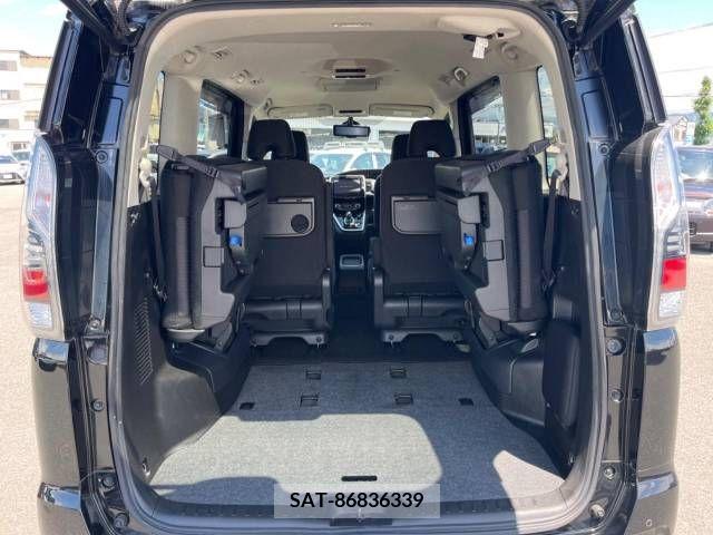 Nissan SERENA 2019-03 379151-11