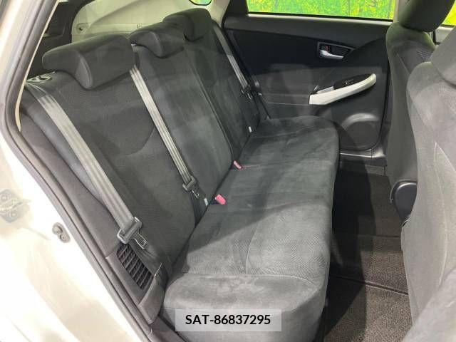 Toyota PRIUS 2013-07 253168-9