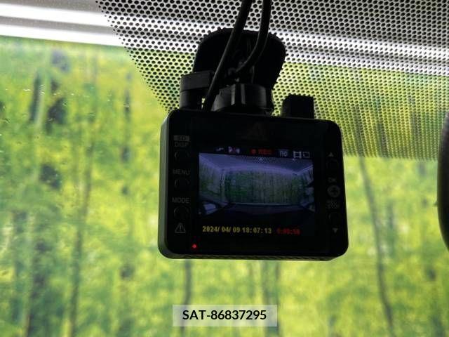 Toyota PRIUS 2013-07 253168-4