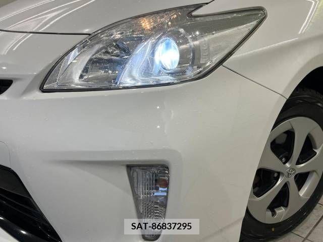 Toyota PRIUS 2013-07 253168-12