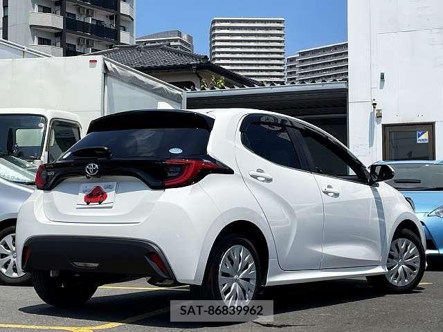 Toyota YARIS 2021-04 344538-2