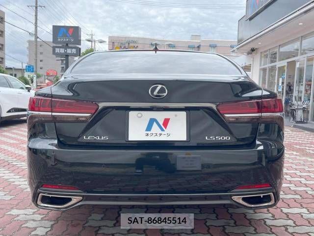 Lexus LS 2018-07 317482-15