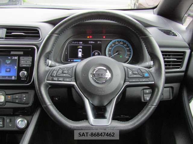 Nissan LEAF 2018-09 297882-15