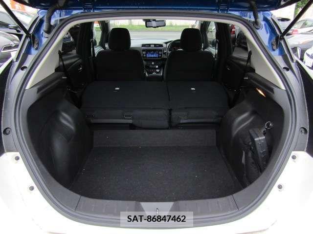 Nissan LEAF 2018-09 297882-19