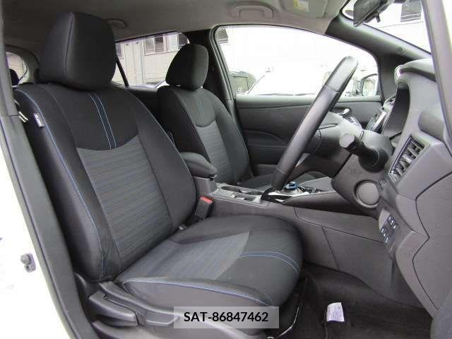 Nissan LEAF 2018-09 297882-17