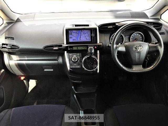 Toyota WISH 2013-10 371112-1
