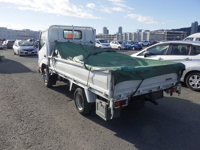 Toyota DYNA TRUCK 2012-03 194136-2