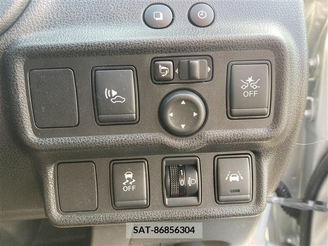 Nissan NOTE 2019-11 206802-12