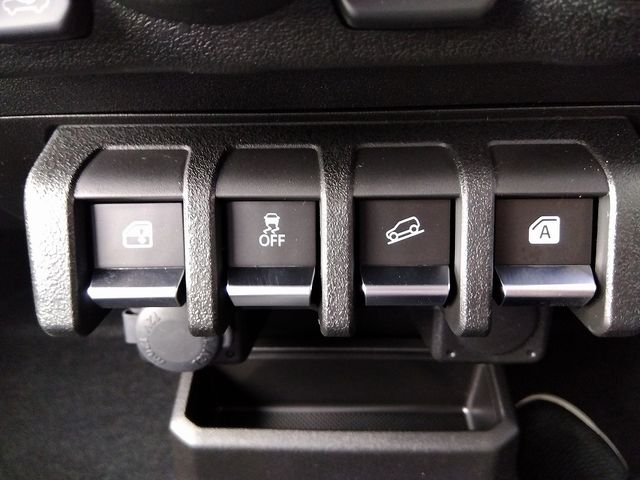 Suzuki JIMNY 2023-10 191733-5