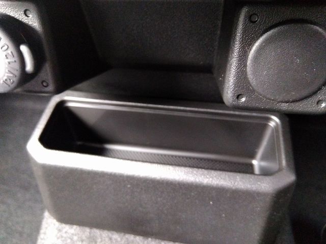 Suzuki JIMNY 2023-10 191733-7