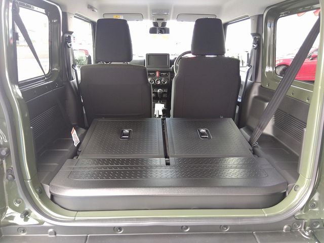 Suzuki JIMNY 2023-10 191733-19