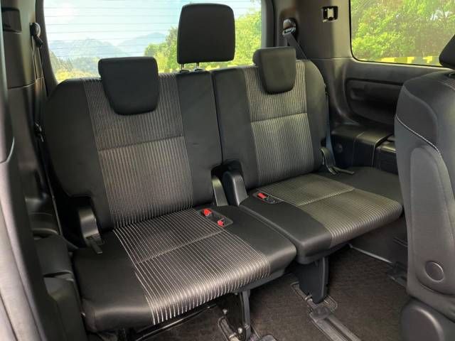Toyota VOXY 2018-10 15851-10