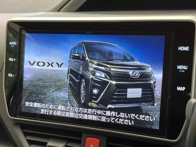 Toyota VOXY 2018-10 15851-2
