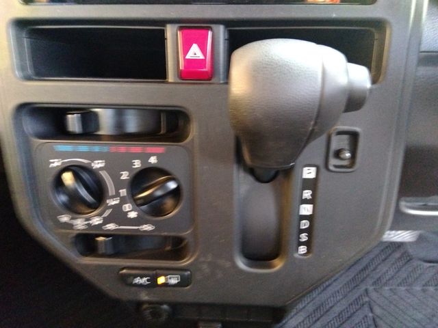 Toyota ROOMY 2020-02 183414-14